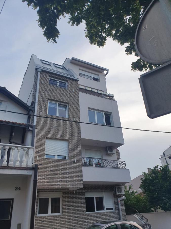 Apartamento Porodicno-Poslovni Udoban Stan Belgrado Exterior foto